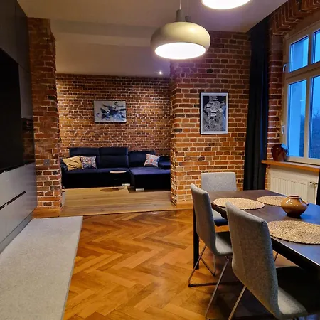 Riverside Retreat On Parkowa Apartmán Vratislav