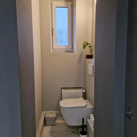 Riverside Retreat On Parkowa